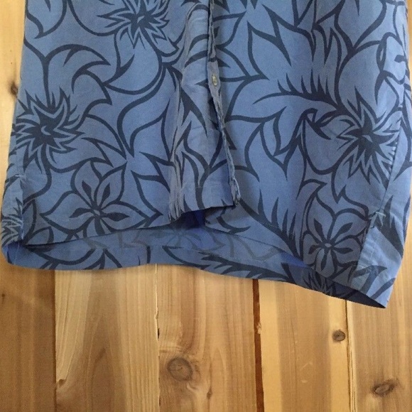 2000's Hawaiian Collared Shirt Floral Short Sleeve - Picture 7 of 8